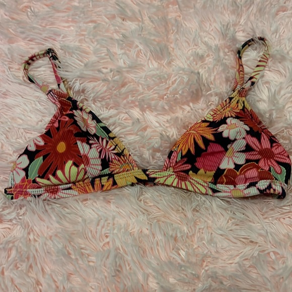 wild fable Other - Wild Fable floral print bikini top.